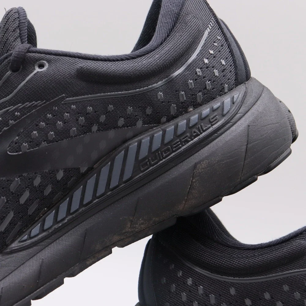 Brooks Adrenaline GTS 21 Mens Running Shoes Triple Black 1103491D020 Size 10 D